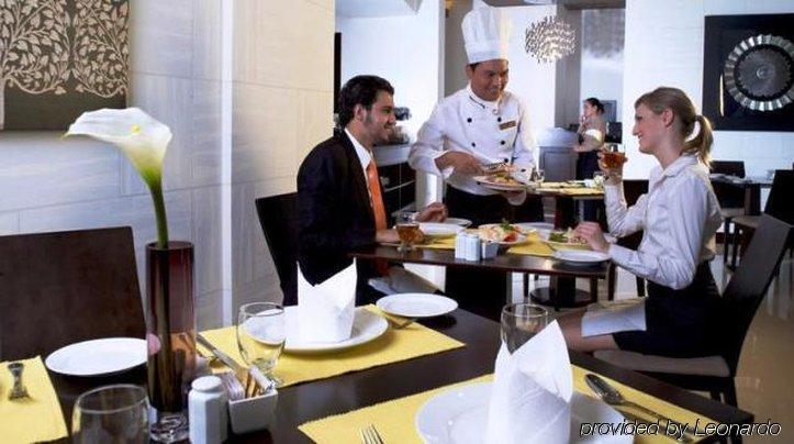 Ista Suites Seef มานามา ร้านอาหาร รูปภาพ